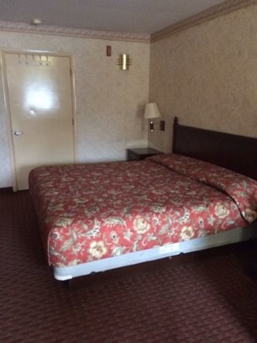 Royal Inn Motel Richmond Brandermill Екстер'єр фото